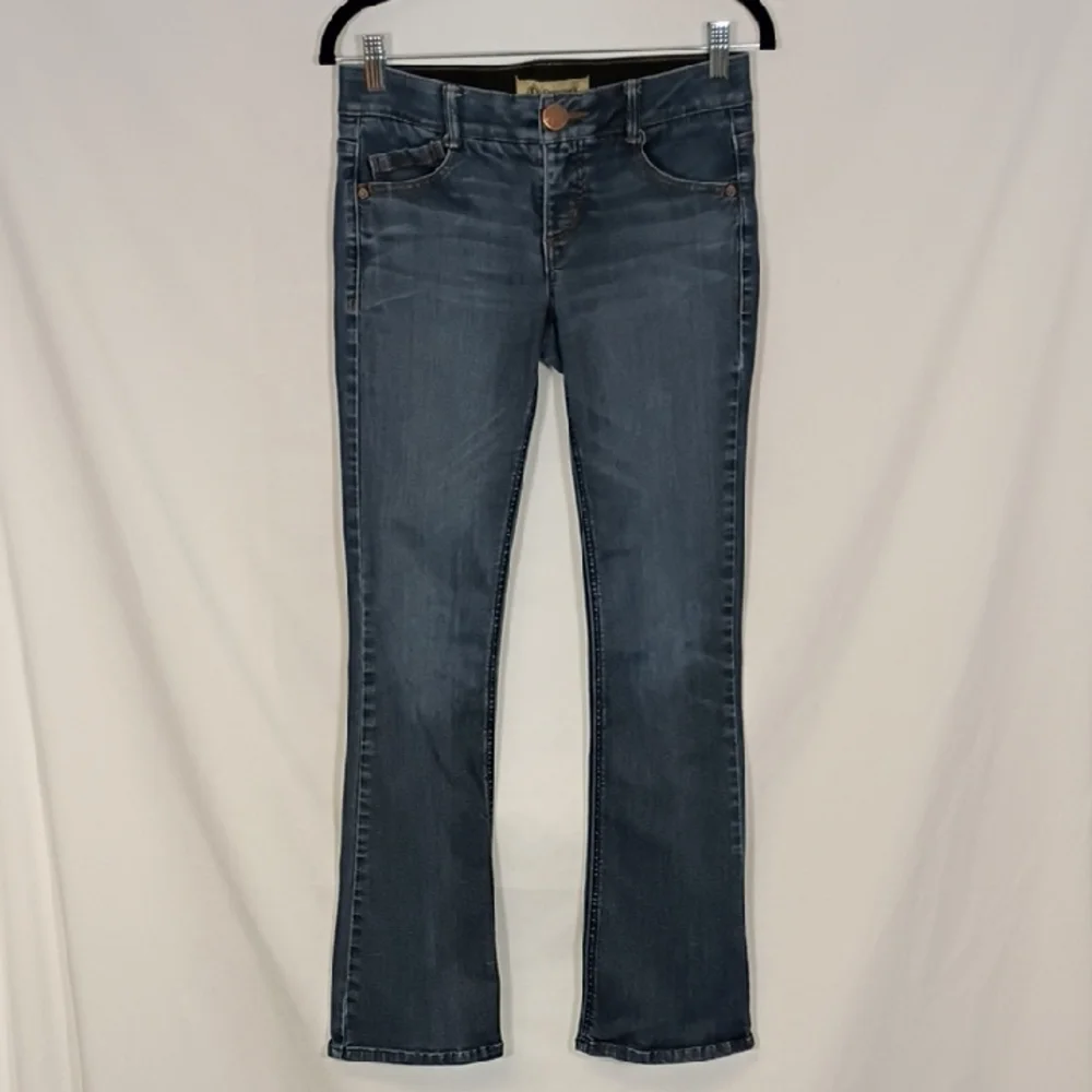 Democracy Women's Dark Wash Bootcut Jeans Size 2 - Picture 1 of 11